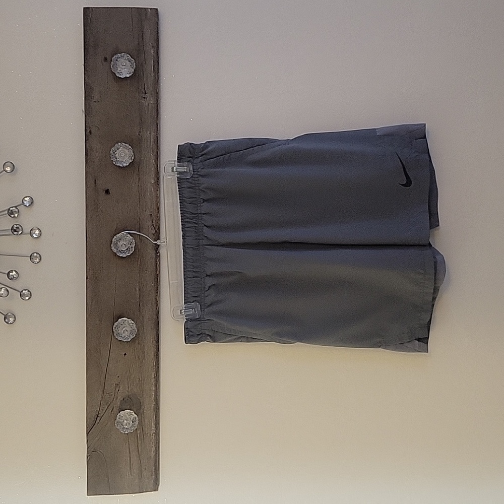 NWOT Nike Dri-Fit Athletic Shorts - Gray SZ MED